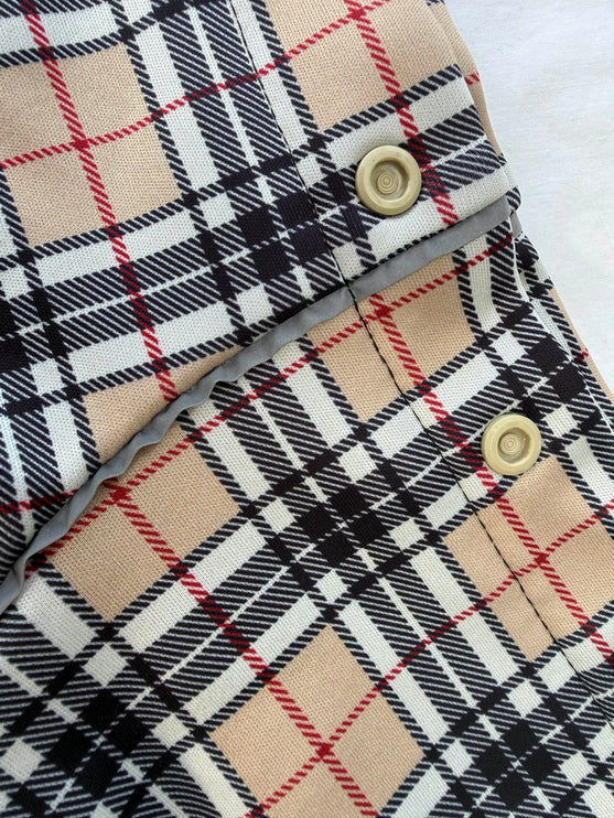 Glenndarcy McTog Harris step-in waterproof dog coat with full opening popper design