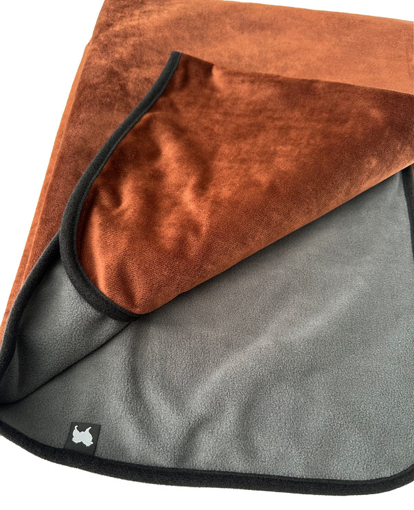 Glenndarcy Waterproof Blanket